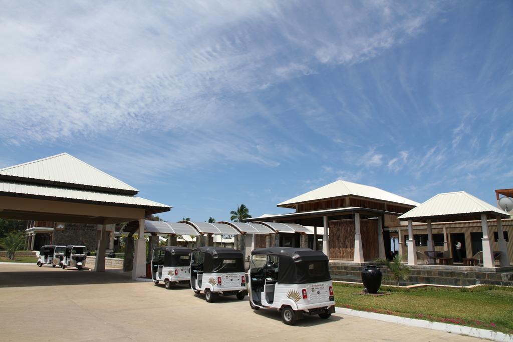 Palm Beach Resort & Spa Ambondrona  Zewnętrze zdjęcie